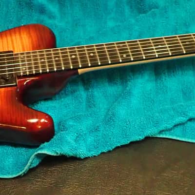 Carvin Holdsworth HF2 2005 -  Sunburst on Flamed Maple image 11