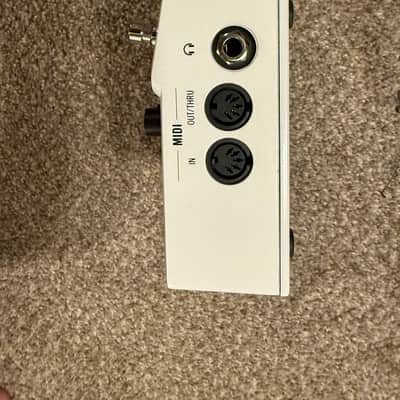 Line 6 HX Stomp Limited Edition 2010s - Stormtrooper White image 5