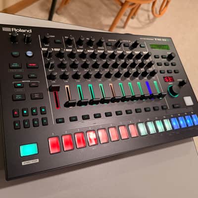 Roland TR-8S Rhythm Performer Drum Machine | Reverb