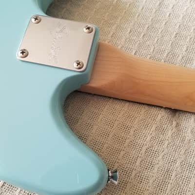 Squier Paranormal Cyclone 2020 - Daphne Blue image 9