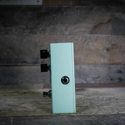 Walrus Audio Voyager Preamp/Overdrive Pedal image 3