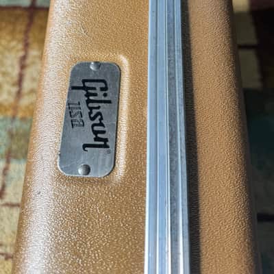 Gibson Gibson Gold Concept Les Paul Less Plus Hardshell Case 2015 - Gold 2015 - Gold image 15