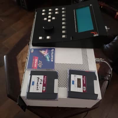 Forat F16 Digital Sampler with Remote and Sound Disks image 3