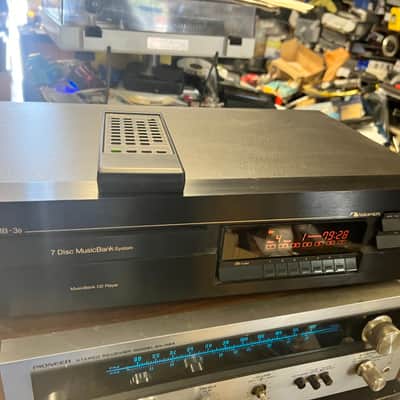Vintage Nakamichi Japan MB-3s Music Bank 7-Disc Changer CD Player WORKS GREAT image 2