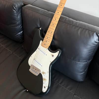 Used Fender Traditional Duo Sonic 1994 Black In Excellent Condition image 2