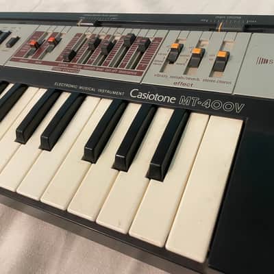 Casio Casiotone MT-400v Vintage Digital / Analog Hybrid Synthesizer Keyboard