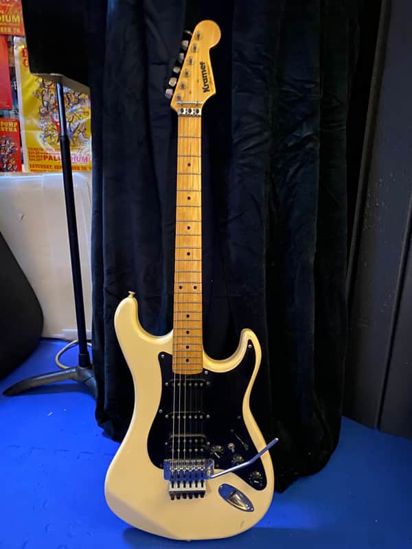 Vintage Kramer Pacer Deluxe 1981 Cream image 1