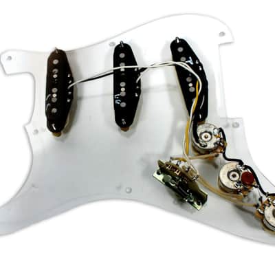 Fender Vintage Noiseless Loaded Strat Pickguard Clear 1-Ply / Aged White Pickups image 2