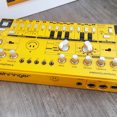 Behringer TD-3 Analog Bass Line Synthesizer 2019 - Present - Amber image 6