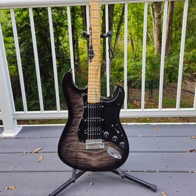 Fender American QMT Stratocaster with Pale Moon Ebony Fretboard 2020 - Transparent Black image 2