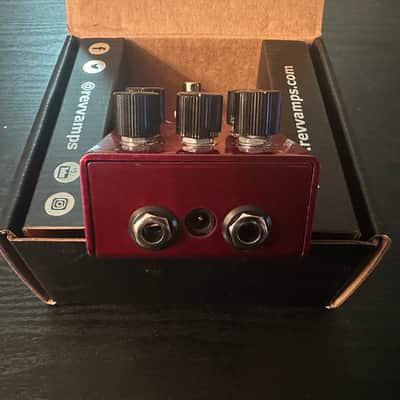 REVV G4 Distortion 2018 - 2021 - Red image 3