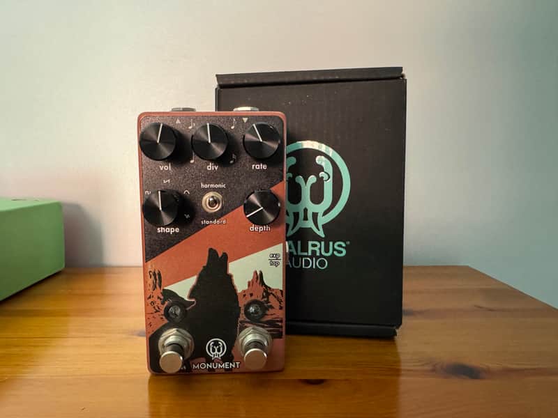Walrus Audio Monument Harmonic Tap Tremolo V2 2018 - Present - Coral / Black image 1