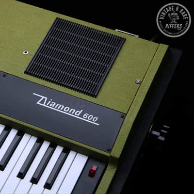 (Video) *Serviced* c.1971 CRB Elettronica Diamond 600 (aka. Tanzanite) Synthesiser | Made in Ancona, Italy | Vintage & Rare Italian Combo Organ Synthesizer from the 70s | Built-in speakers | Vibrato + Chorus | Similar to VOX Continental Synth image 4