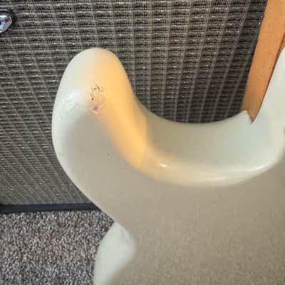 Fender Stratocaster with 3-Bolt Neck, Maple Fretboard 1971 - 1977 - Olympic White image 15