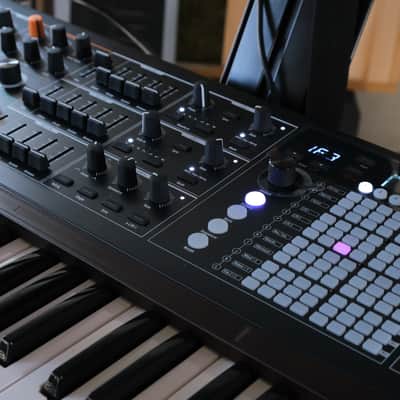Arturia PolyBrute Noir 61-Key Synthesizer 2023 - Present - Black image 16