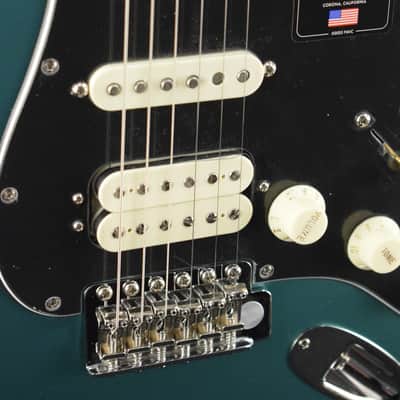 Mint Fender American Professional Classic Stratocaster HSS Faded Sherwood Green Metallic Rosewood Fingerboard image 3