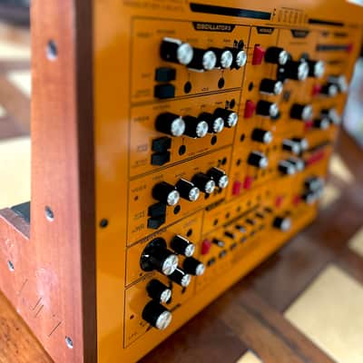 Analogue Solutions Fusebox 3 VCO Analog Monosynth 2010s - Orange image 3