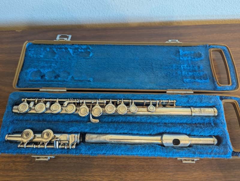 Flute - Yamaha YFL22S, with case, made in Japan image 1