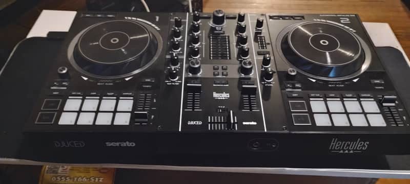 Hercules Inpulse 500 2-channel DJ Controller