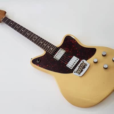 Fender Toronado Deluxe 1998 Olympic White image 5