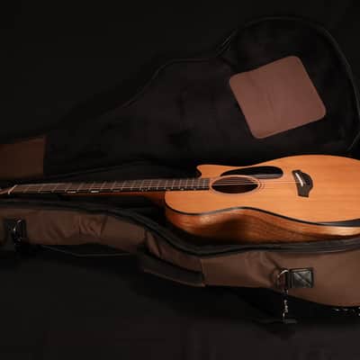 2025 NEW NECK Furch Blue Deluxe Gc-CM a Western Red Cedar / African Mahogany with Case CNR SYSTEM ACTIVE 580 image 10