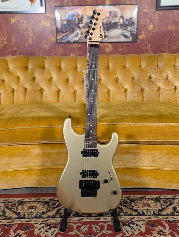 Charvel Pro-Mod San Dimas Style 1 HH FR RW 2025 - Pharaohs Gold image 1