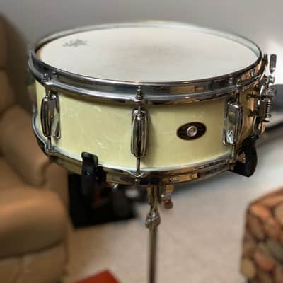 Slingerland Radio King 5.5x14" 8-Lug Solid Maple Snare Drum 1960 - 1976