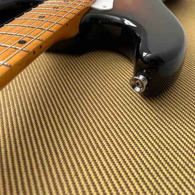 Fender 70th Anniversary American Vintage II '54 Stratocaster 2024 - 2-Color Sunburst image 17