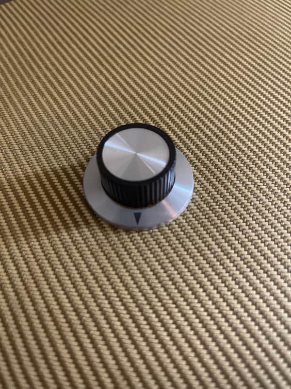 Unbranded Amp knobs 2020s - Black and aluminum image 1