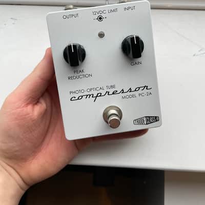Effectrode Model PC-2A Photo-Optical Tube Compressor 2010s - White image 3