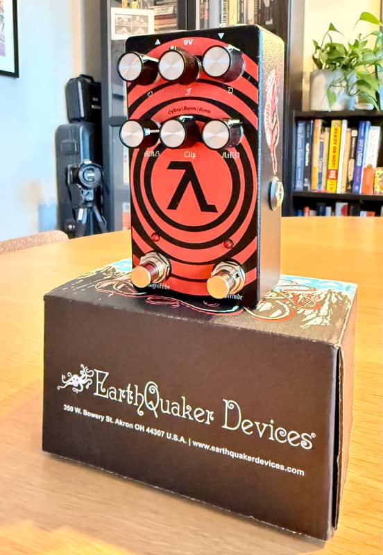 EarthQuaker Devices Sunn O))) HalfLife Octave Distortion + Booster 2026 - Present - Various image 1