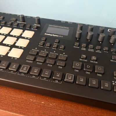 Elektron Analog Rytm MkII with lid image 5