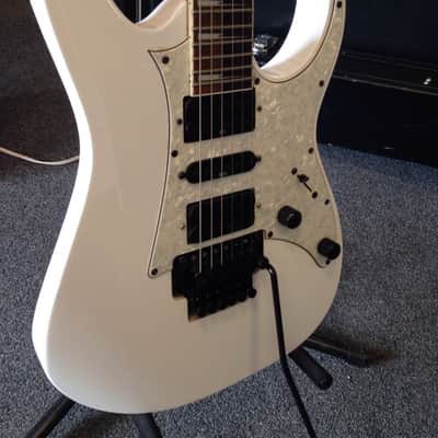 Ibanez RG350 White image 2