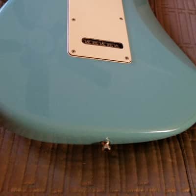 Fender FSR American Vintage '62 Stratocaster 2011 Tropical Turquoise image 6