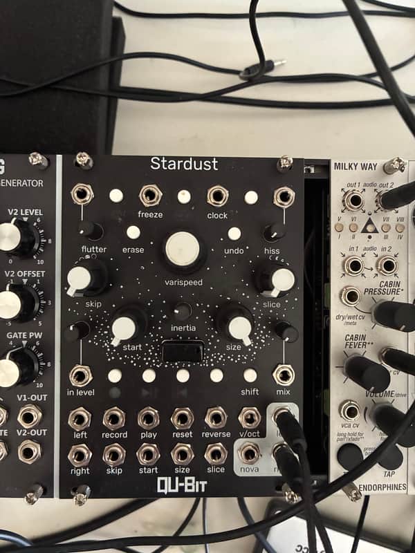 Qu-Bit Electronix Stardust 2025 - Present - Black image 1