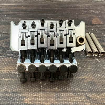 80s FERNANDES FRT-7 Whale Tail No Logo Tremolo Bridge Floyd Rose Chrome