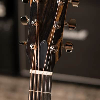 Taylor 210ce Plus Dreadnought Acoustic/Electric Guitar with Aerocase image 5