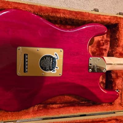 Fender  American Deluxe Stratocaster with Rosewood Fretboard 2008 - Crimson Red Mahogany image 2