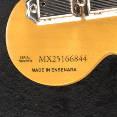 Fender Dave Murray Stratocaster Rosewood Fingerboard 2-Color Sunburst image 10