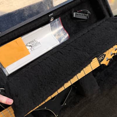 PRS DC-3 with Maple Fretboard 2011 Antique White image 10