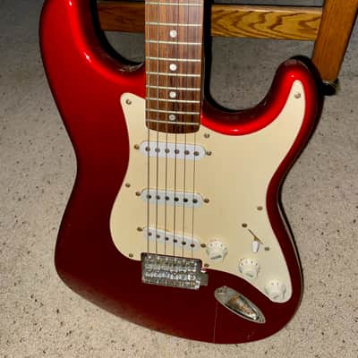 Fender Squier Affinity Stratocaster 2004 Candy Apple Red image 1