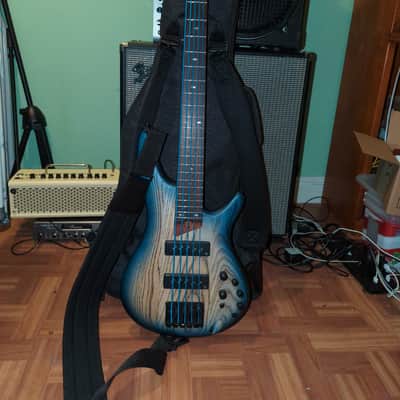 Ibanez 2021 SR605 Cosmic Blue 5 String Bass image 2