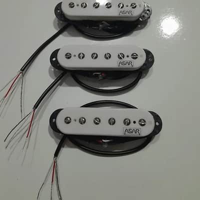 MINI P90 Mk II - HANDMADE STRAT SIZED NEODYMIUM MINI P90 PICKUP SET image 1