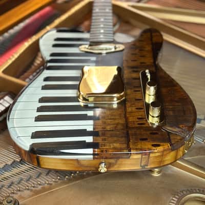 Gepettos Guild Piano Guitar image 9