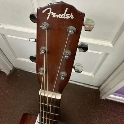 Used Fender DG-7 Acoustic Guitar w/ Signatures, Signed Autographed by Crystal Gayle, Kathy Mattea, and MORE!! image 2