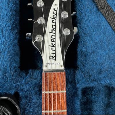 Used 2001 Rickenbacker 330 Black and White Hollow Body Electric Guitar 2001 Rickenbacler 330 2001 image 2