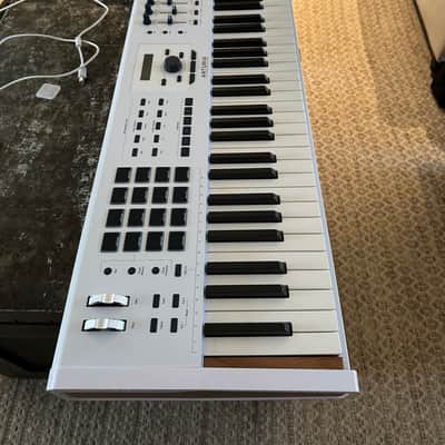 Arturia KeyLab 88 MkII MIDI Controller - White