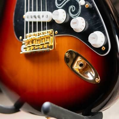 Fender Stevie Ray Vaughan Stratocaster with Hardshell Case - Used image 14
