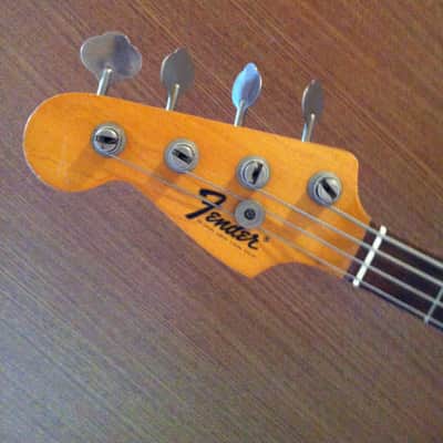 Vintage Left-Handed Fender Precision Bass 1976 Walnut image 5