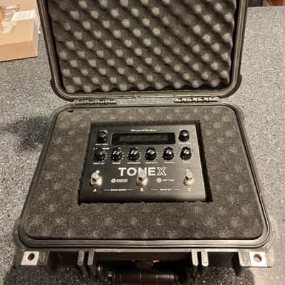 IK Multimedia ToneX Pedal 2023 - Present - Black with Hard Case and Desktop Riser image 3